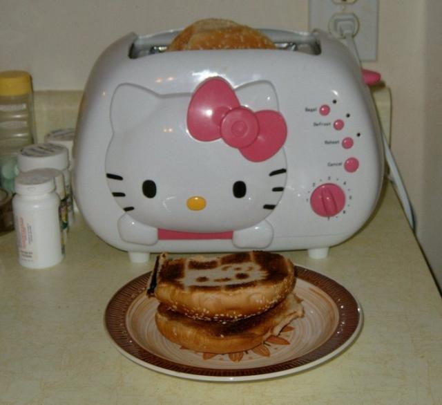 Hello kitty toaster